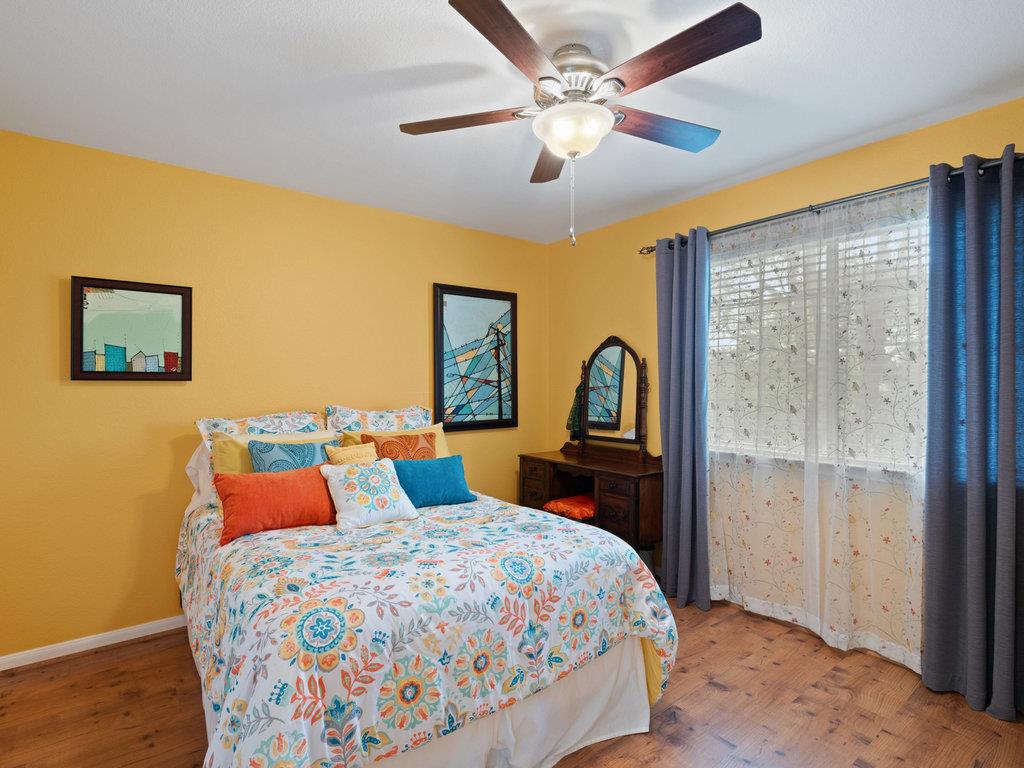 6912 Robert Dixon Dr, Austin, TX 78749