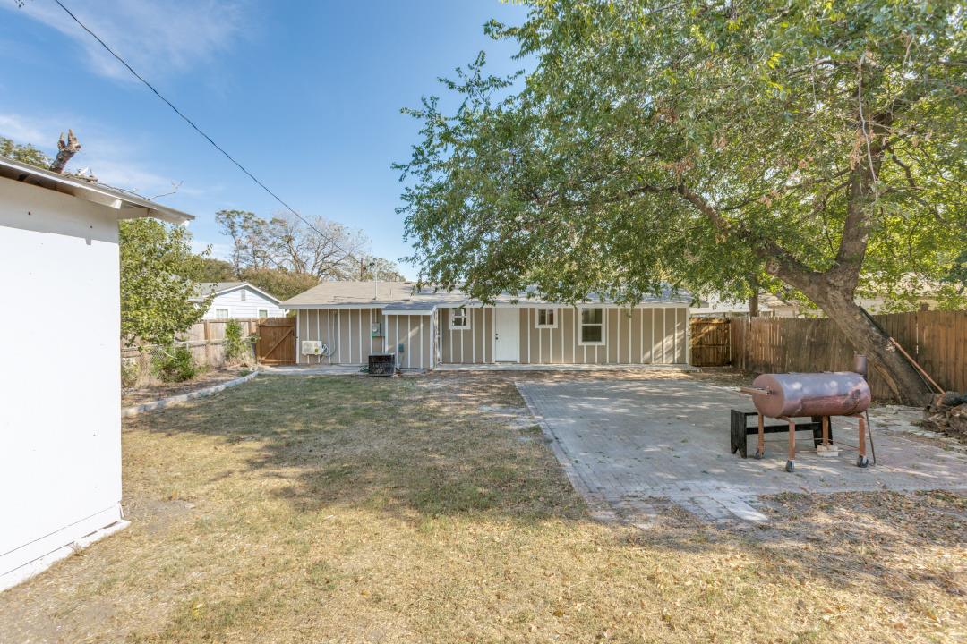 1118 Spur St, Austin, TX 78721