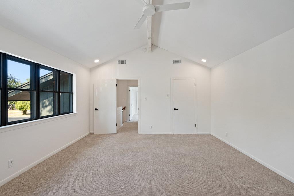 9112 Balcones Club Dr, Austin, TX 78750