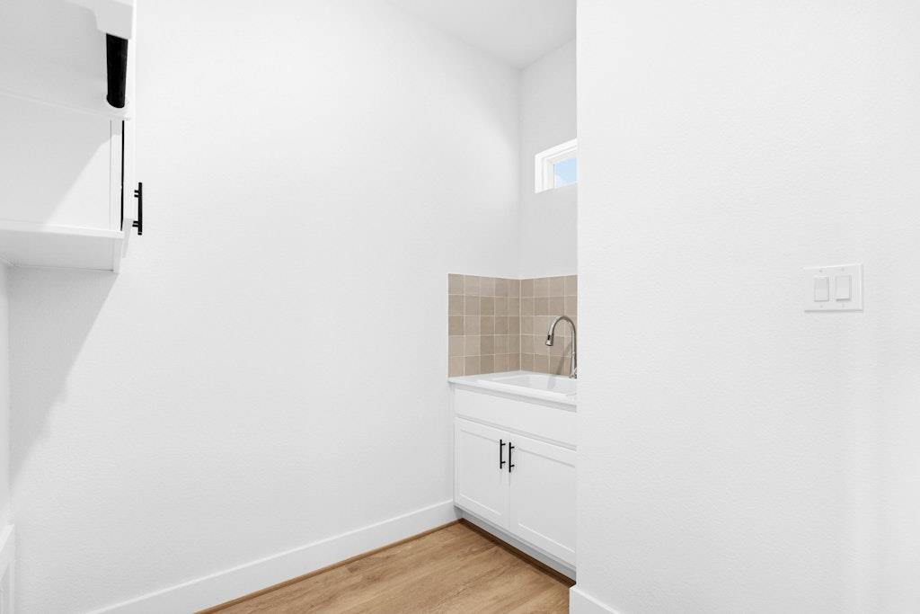 3064 Green Grange Ln, Leander, TX 78641