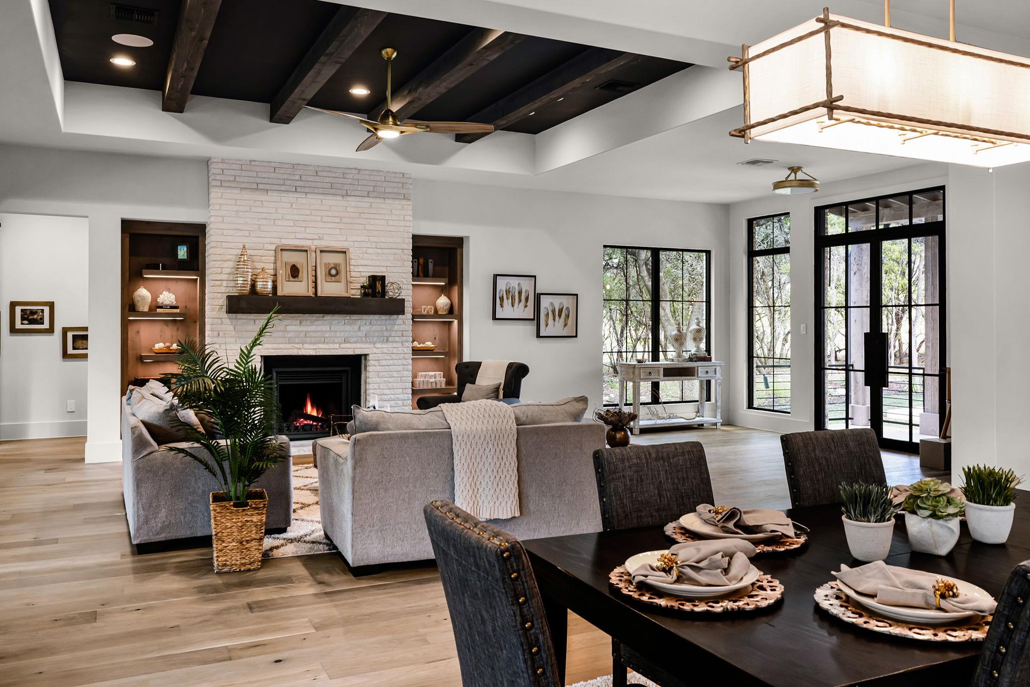 232 Riverfront Dr, New Braunfels, TX 78132