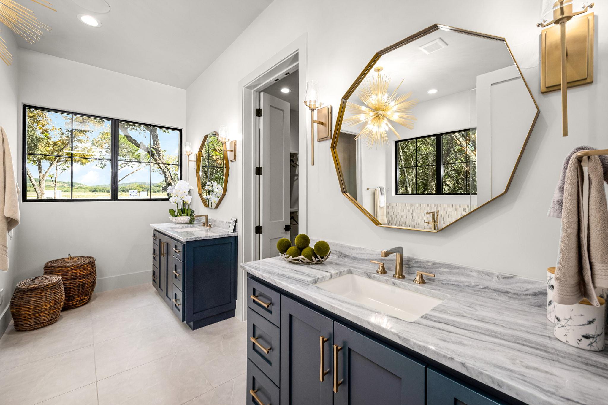 232 Riverfront Dr, New Braunfels, TX 78132