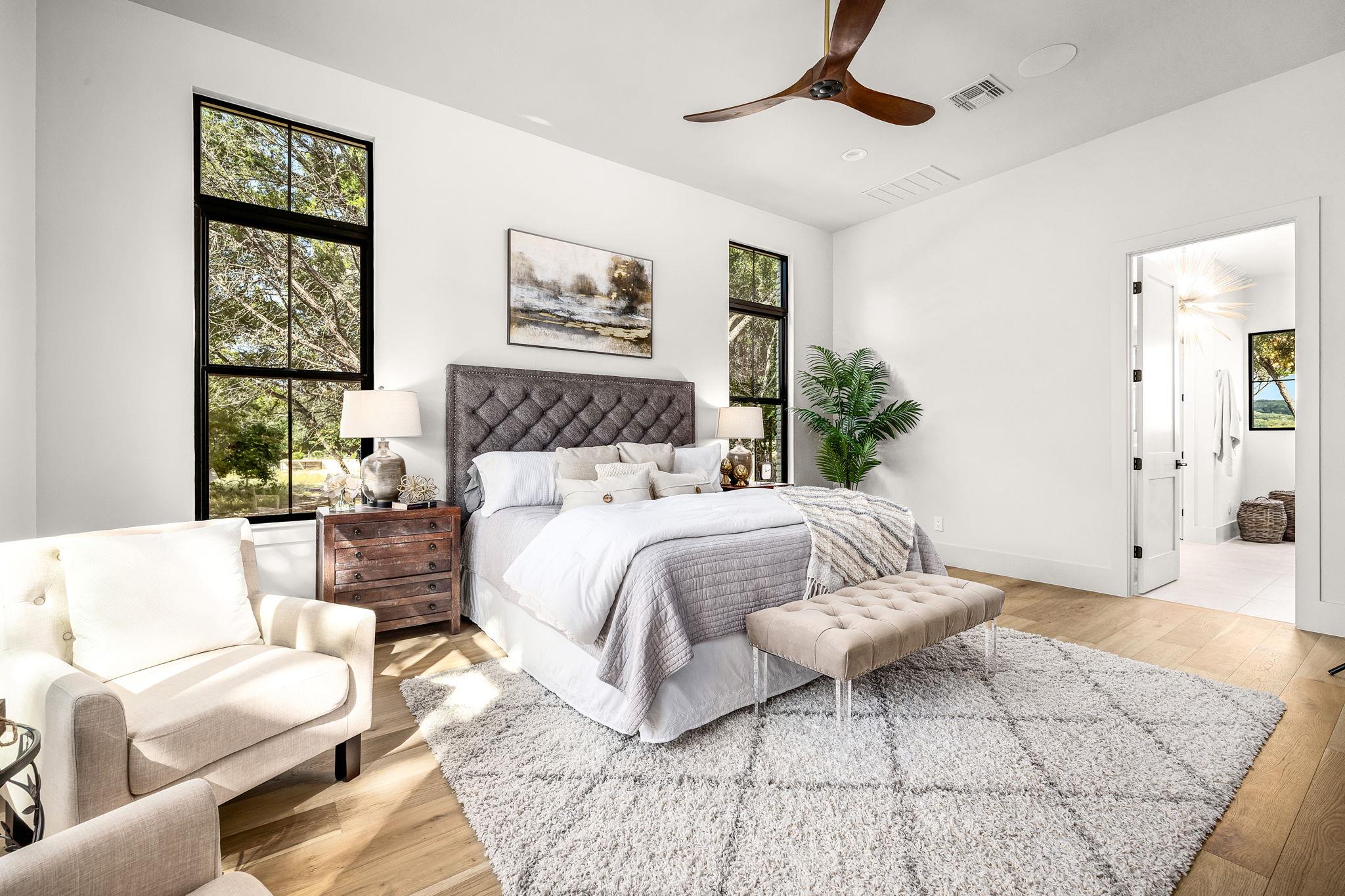 232 Riverfront Dr, New Braunfels, TX 78132