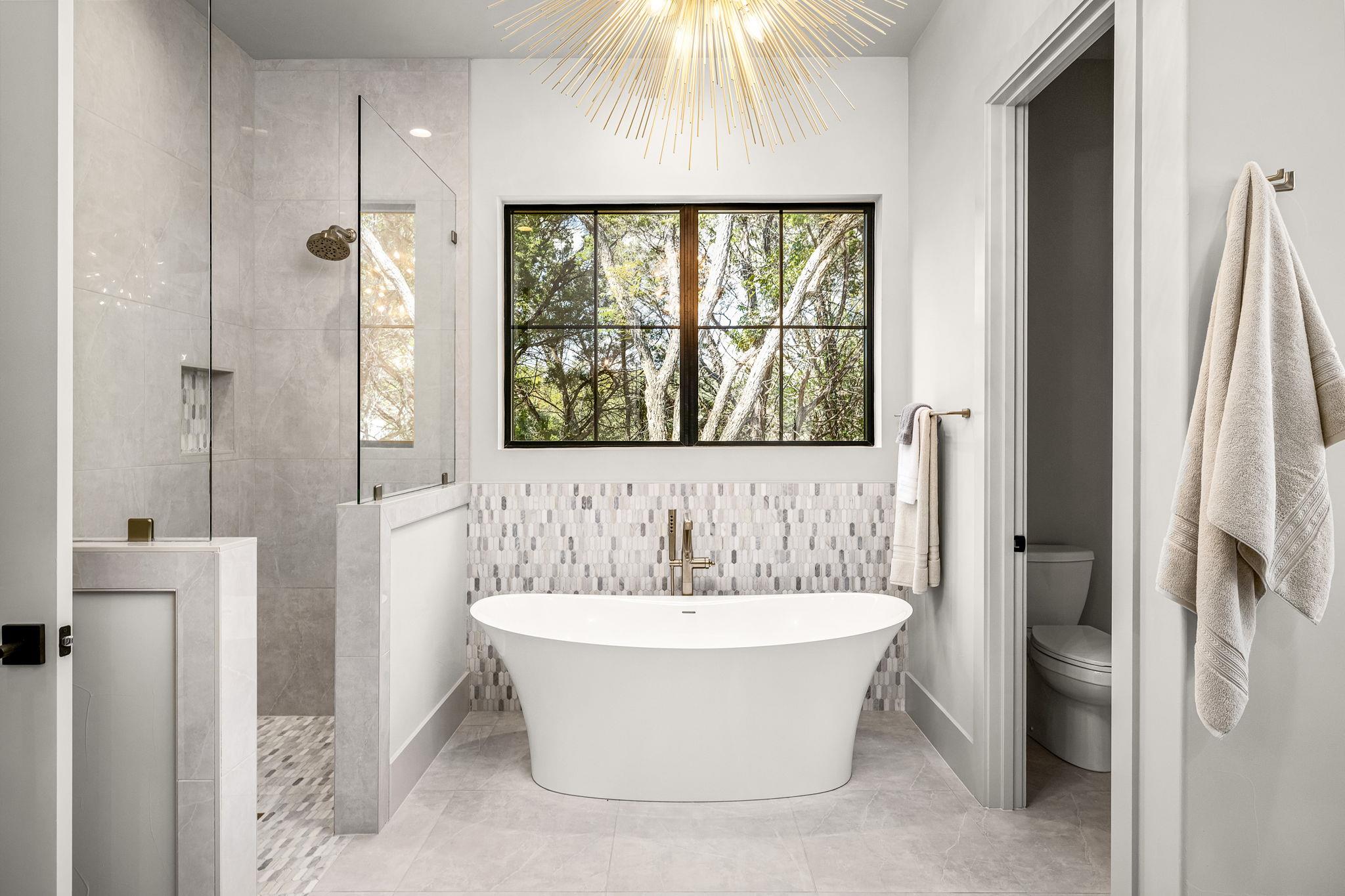 232 Riverfront Dr, New Braunfels, TX 78132