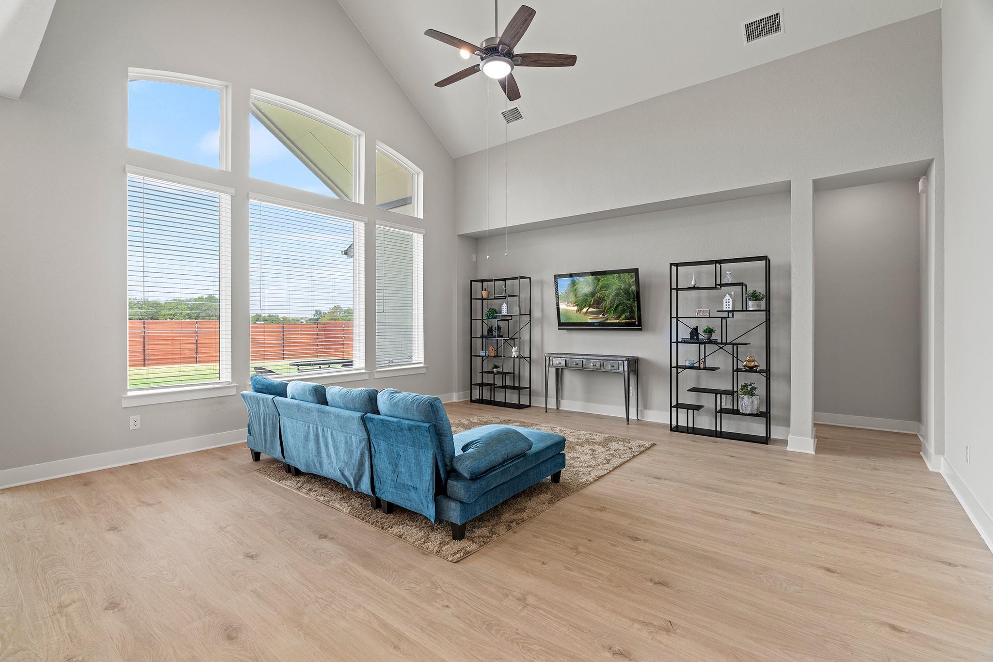 2112 Tobiano Trce, Georgetown, TX 78633