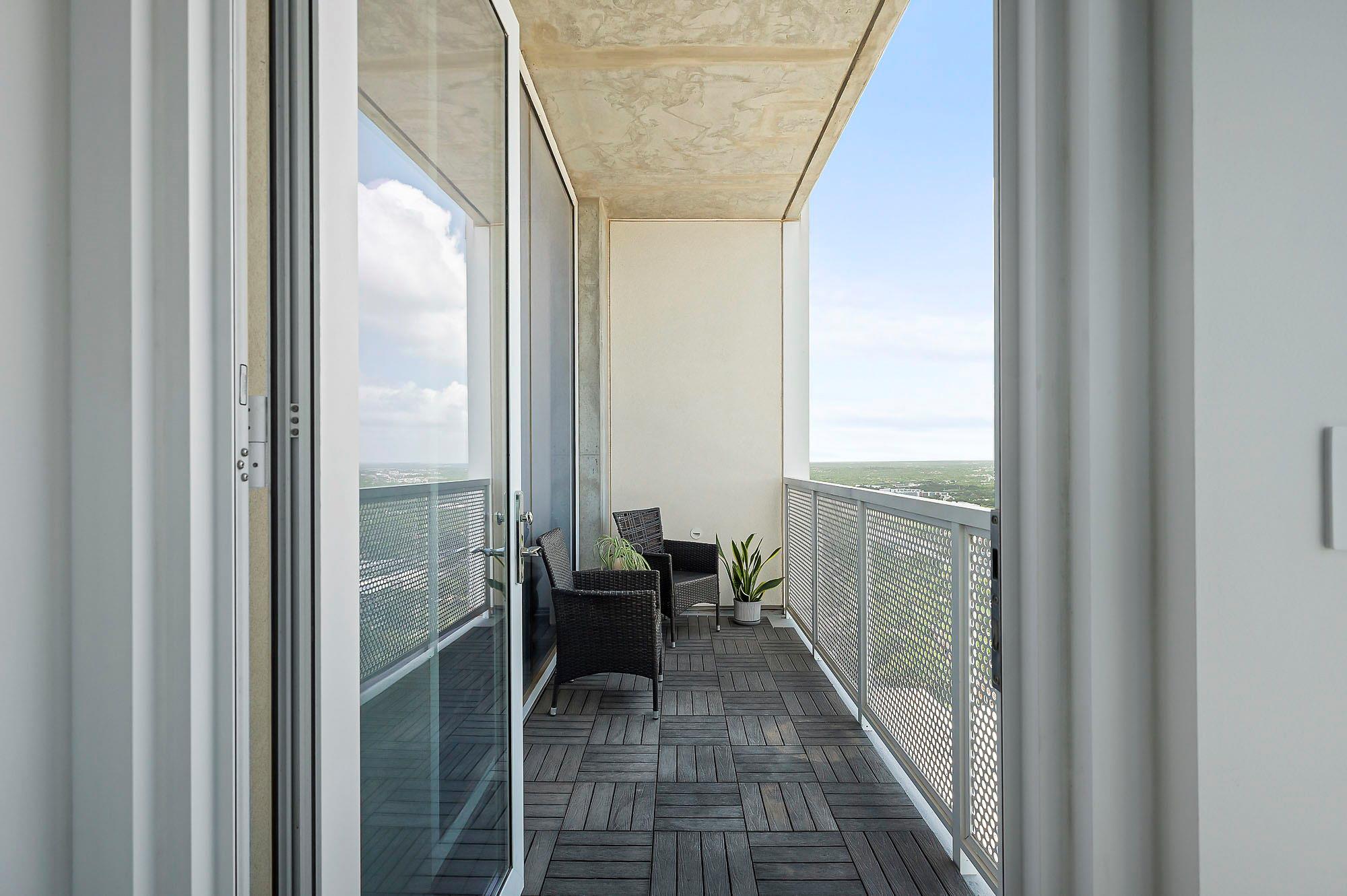 301 West Ave # 4401, Austin, TX 78701