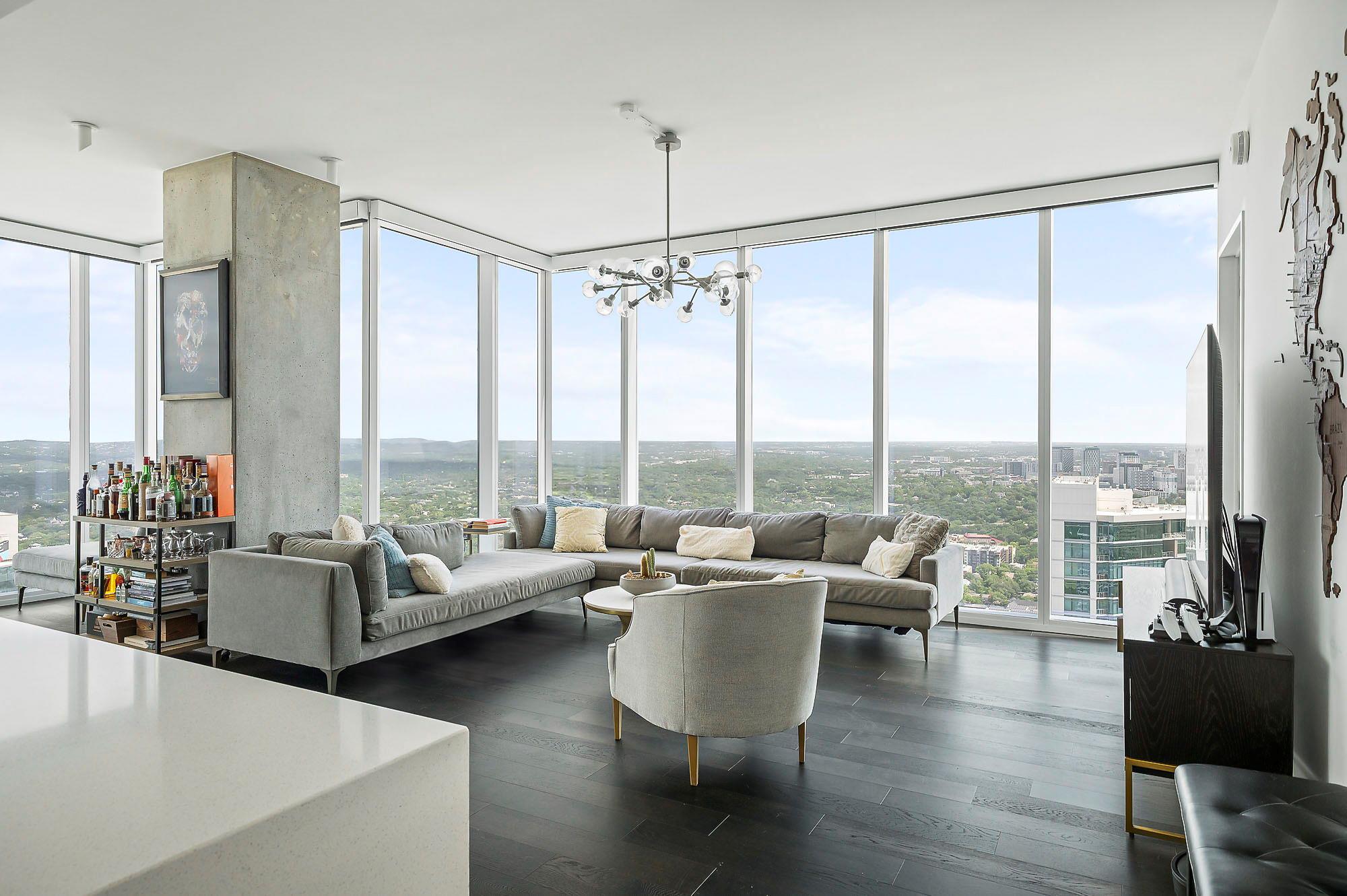 301 West Ave # 4401, Austin, TX 78701