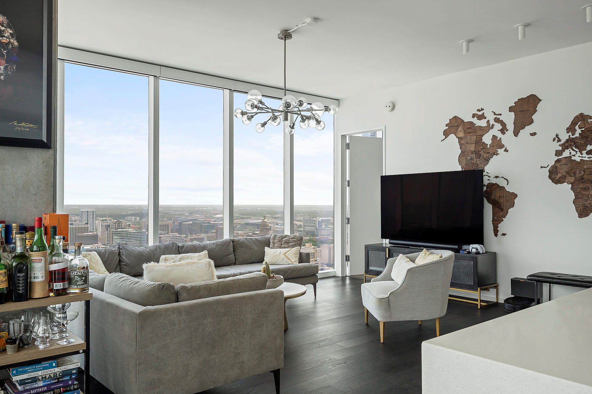 301 West Ave # 4401, Austin, TX 78701