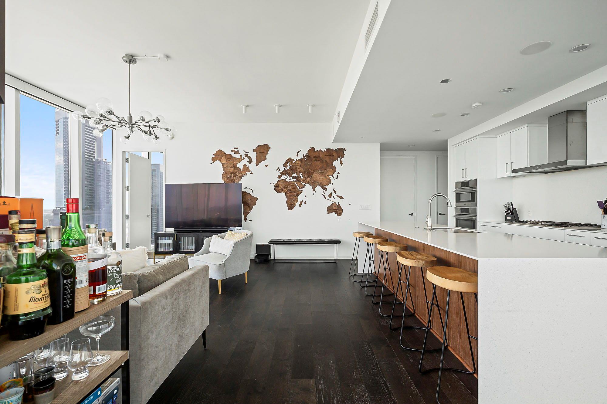 301 West Ave # 4401, Austin, TX 78701