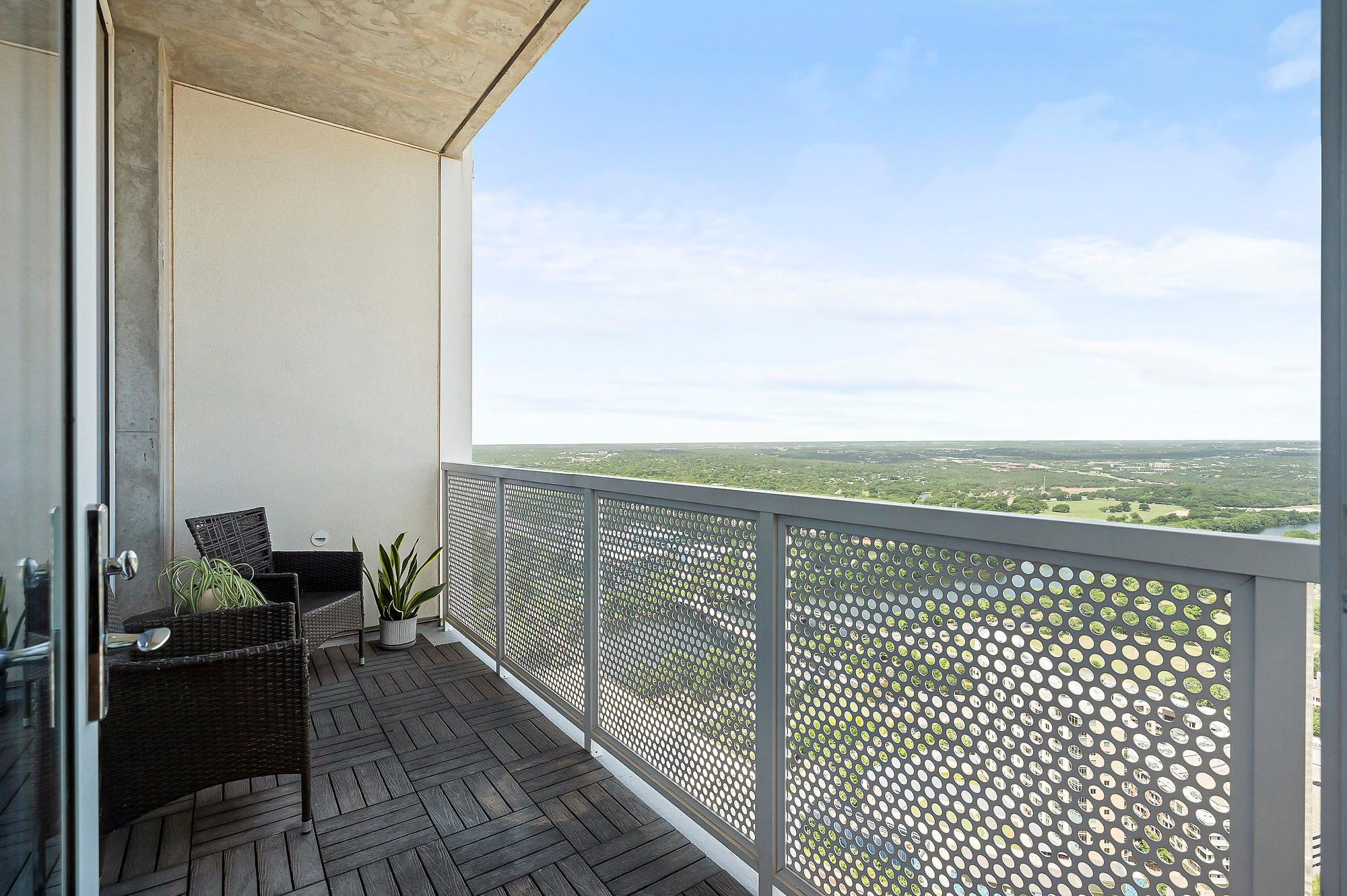 301 West Ave # 4401, Austin, TX 78701