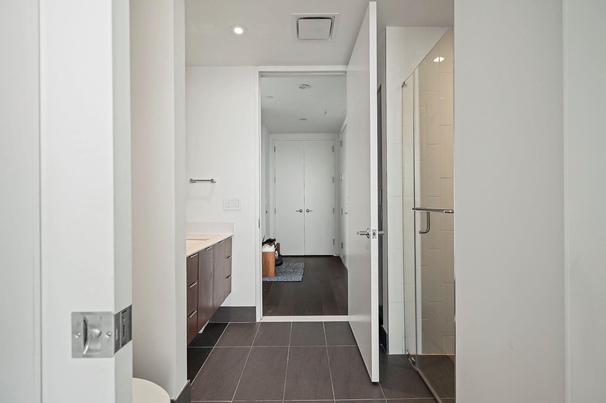 301 West Ave # 4401, Austin, TX 78701