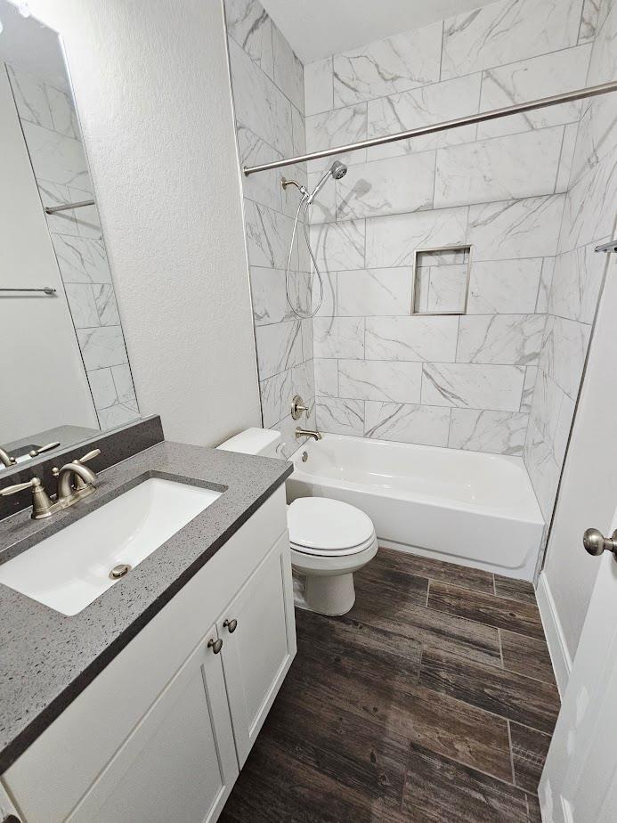 110 E Otto St, Marion, TX 78124