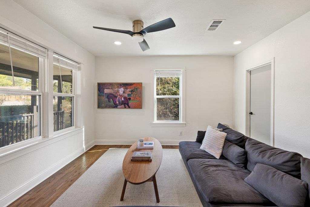 7511 Old Bee Caves Rd # 2, Austin, TX 78735