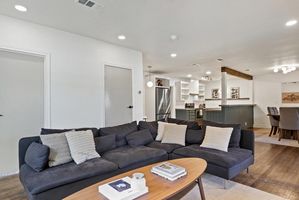 7511 Old Bee Caves Rd # 2, Austin, TX 78735