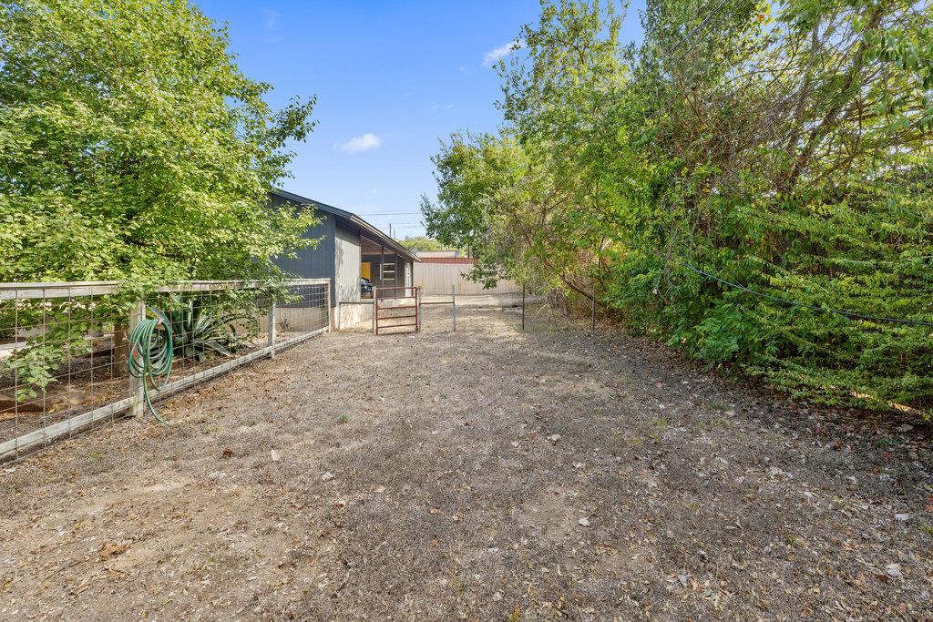 7511 Old Bee Caves Rd # 2, Austin, TX 78735