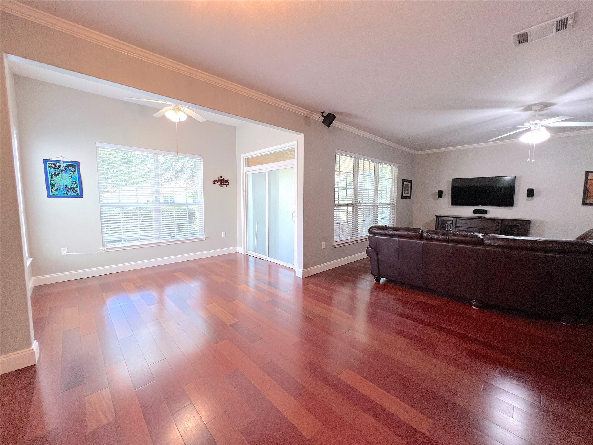 310 Deer Meadow Cir, Georgetown, TX 78633