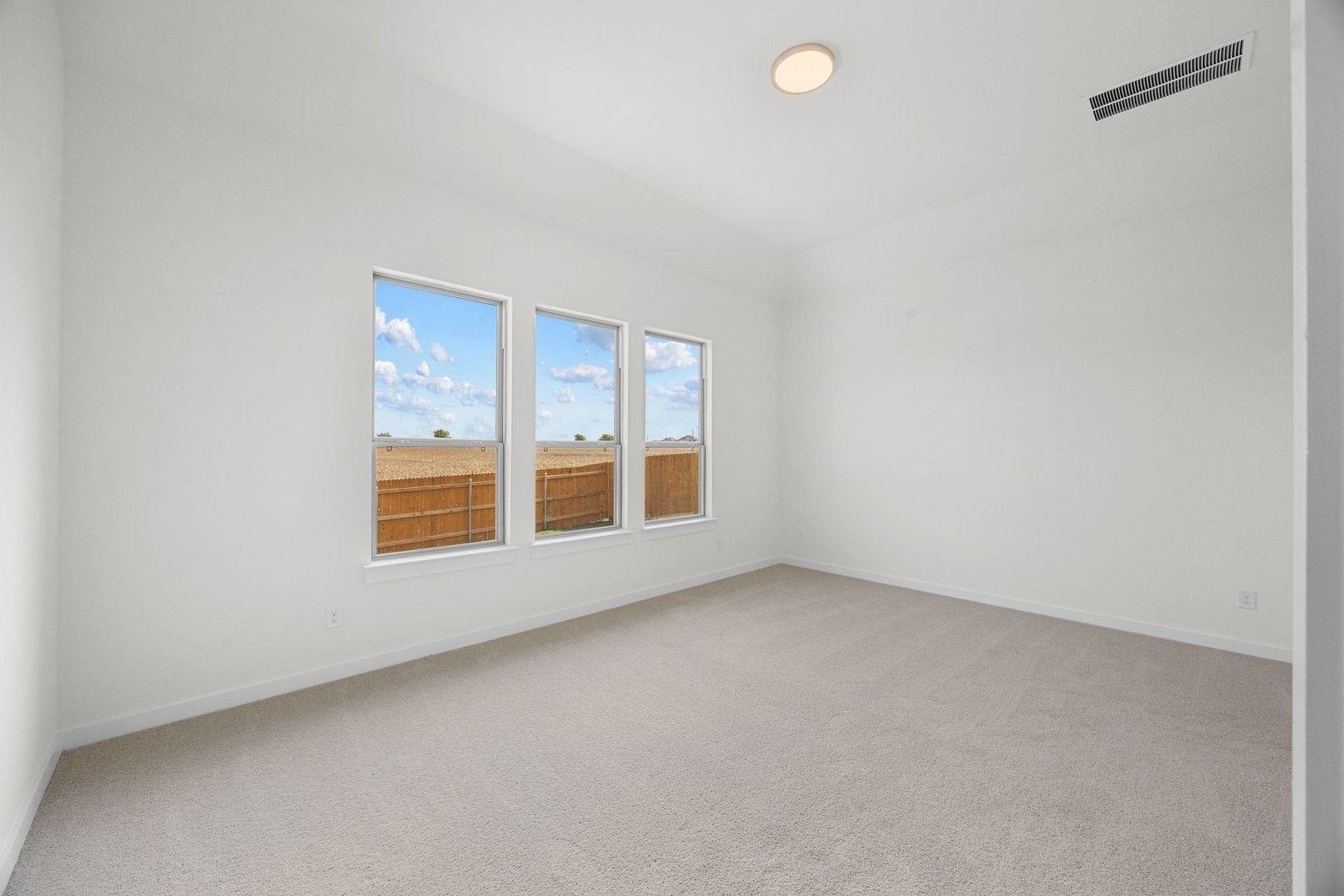 106 Divisadero Dr, Hutto, TX 78634