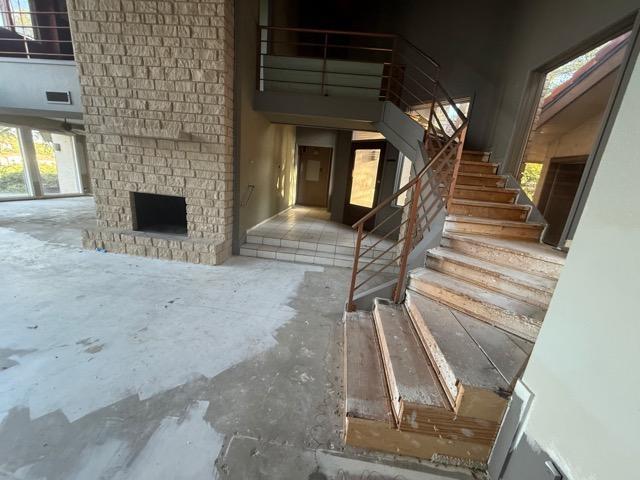 310 Golf Crest Ln, Lakeway, TX 78734