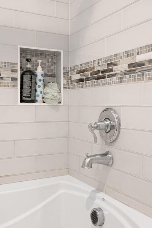 19833 Lakehurst Loop, Spicewood, TX 78669