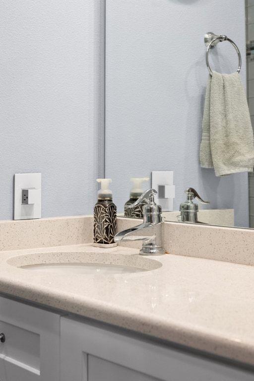 19833 Lakehurst Loop, Spicewood, TX 78669