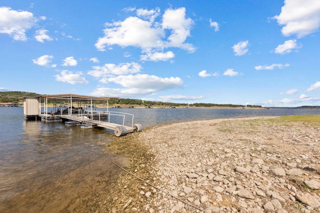 19833 Lakehurst Loop, Spicewood, TX 78669