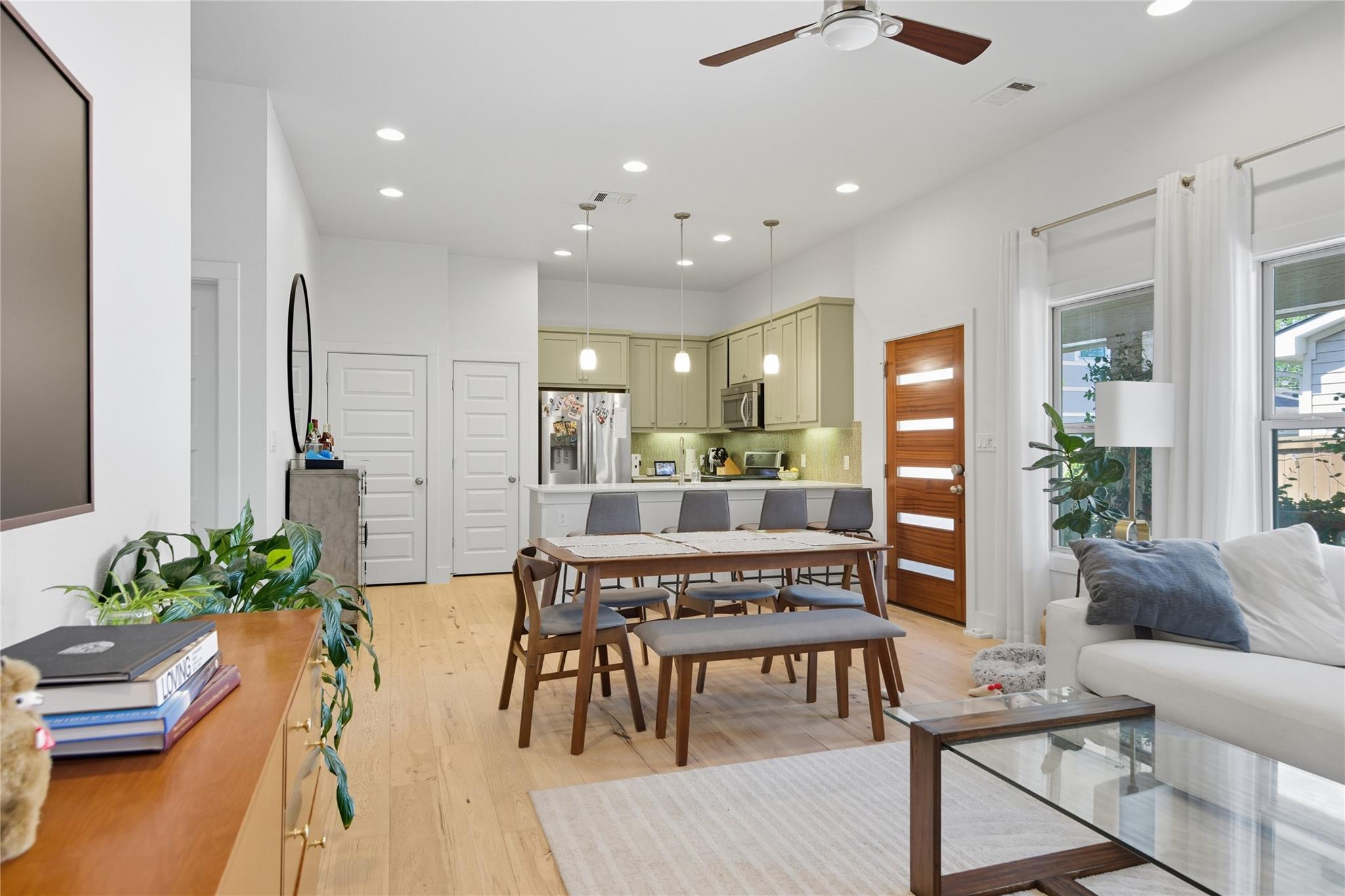 2007 Sl Davis Ave # B, Austin, TX 78702