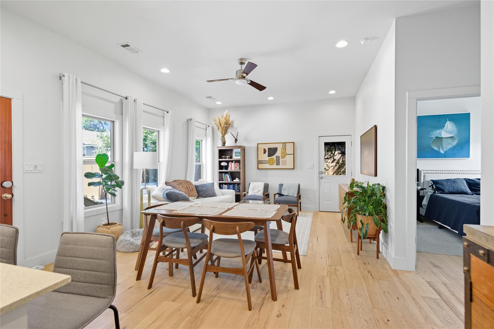 2007 Sl Davis Ave # B, Austin, TX 78702