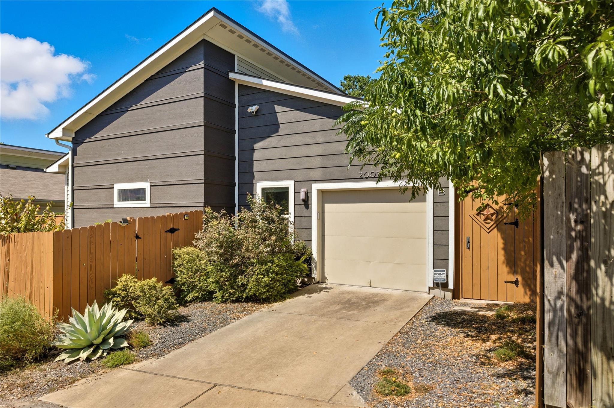 2007 Sl Davis Ave # B, Austin, TX 78702