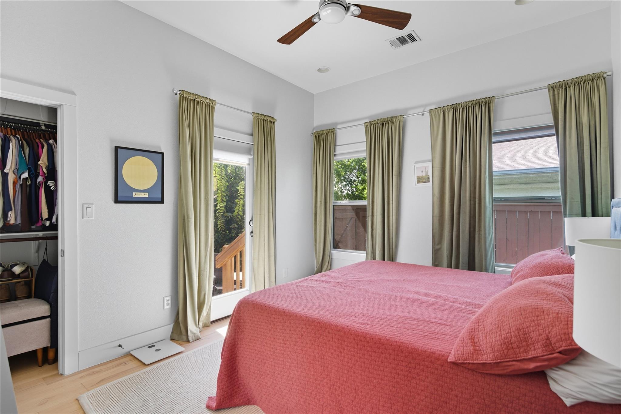 2007 Sl Davis Ave # B, Austin, TX 78702