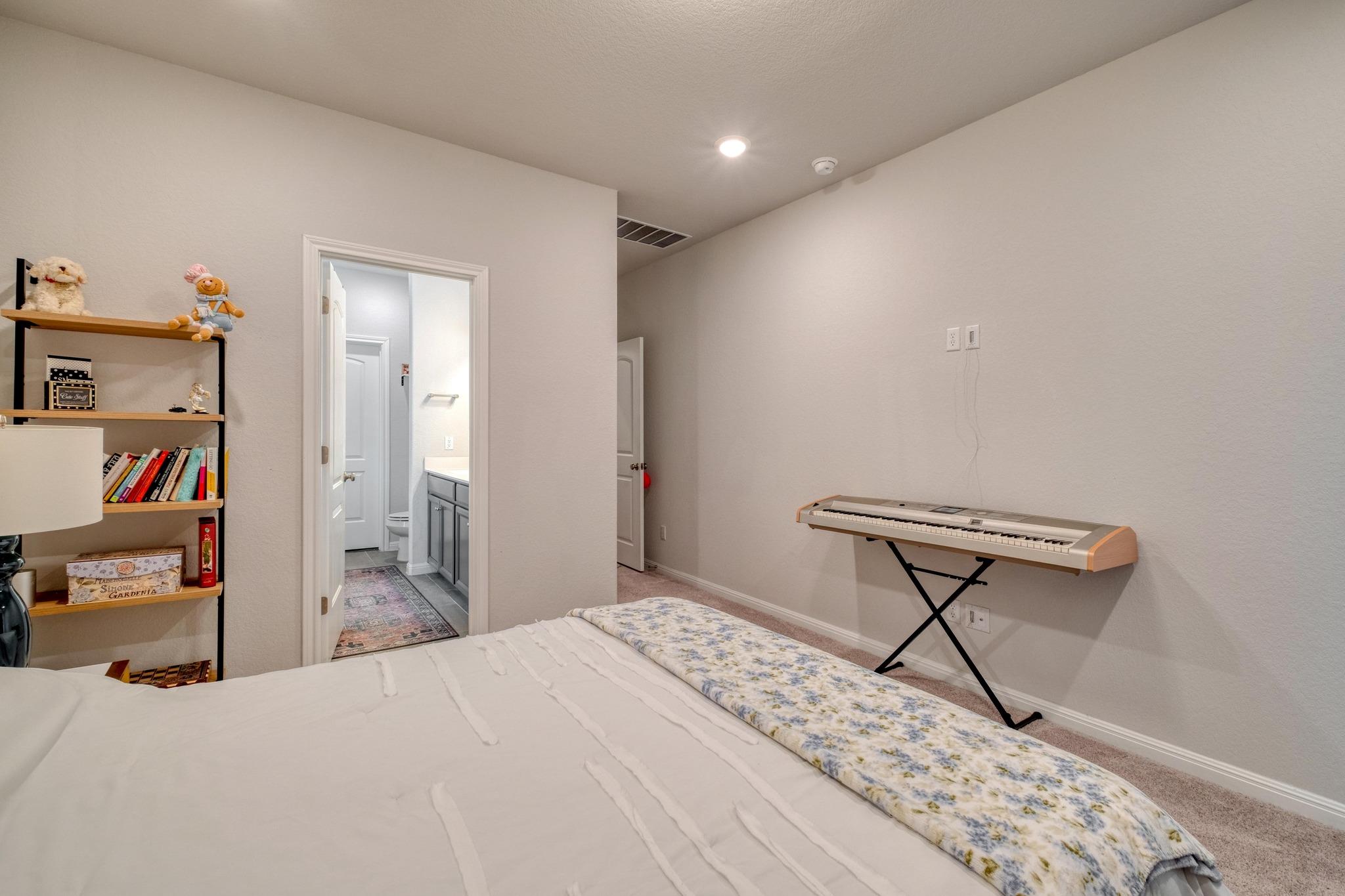 19425 Forman Dr, Pflugerville, TX 78660