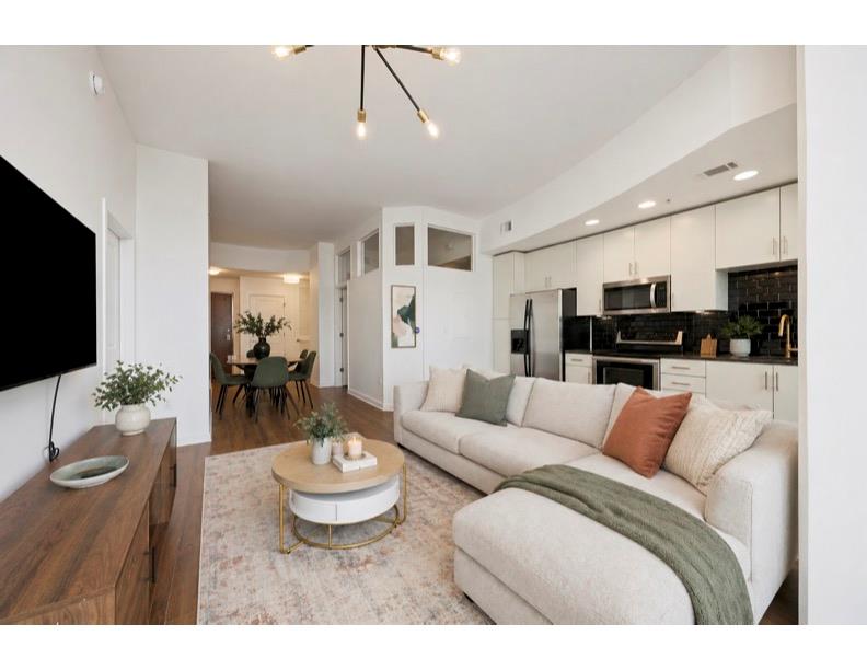 360 Nueces St # 2704, Austin, TX 78701