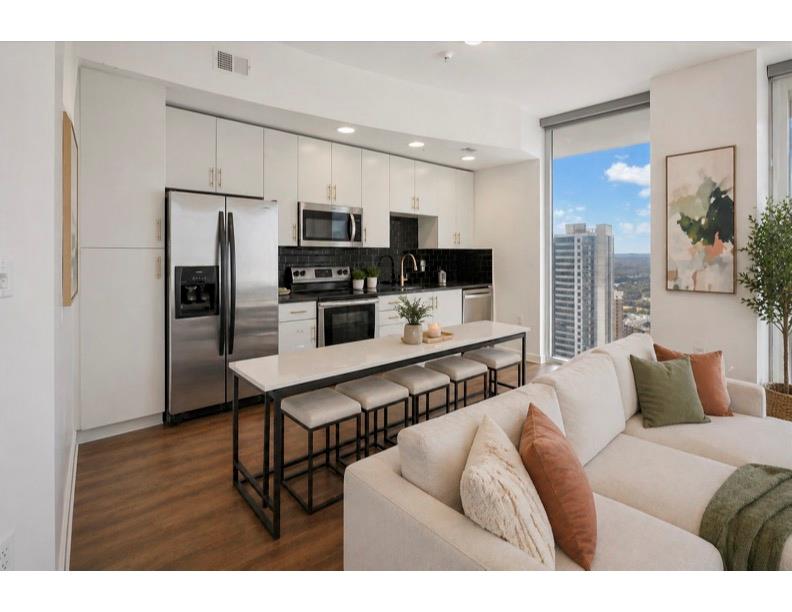 360 Nueces St # 2704, Austin, TX 78701
