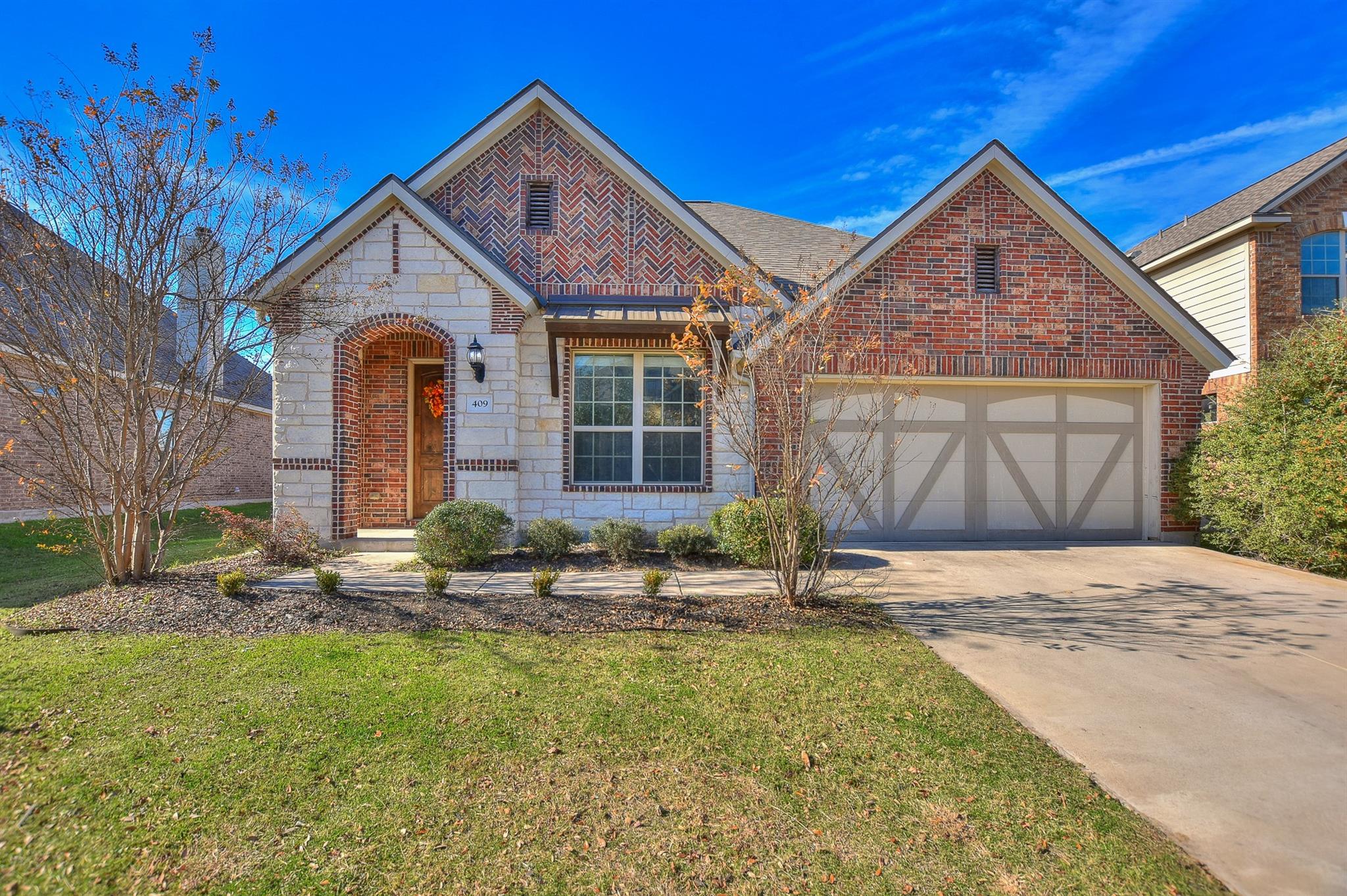 409 Bluehaw Dr, Georgetown, TX 78628