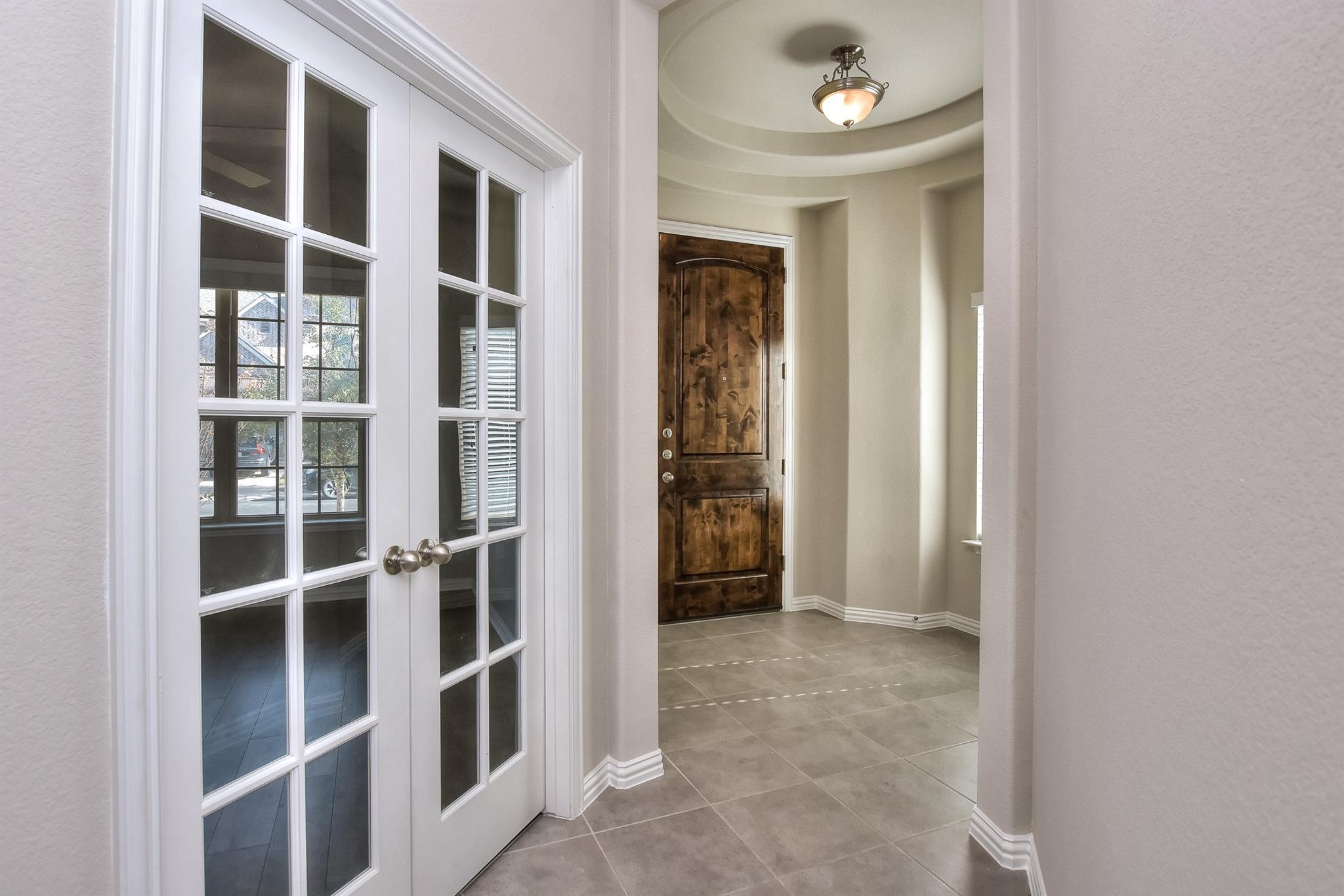 409 Bluehaw Dr, Georgetown, TX 78628