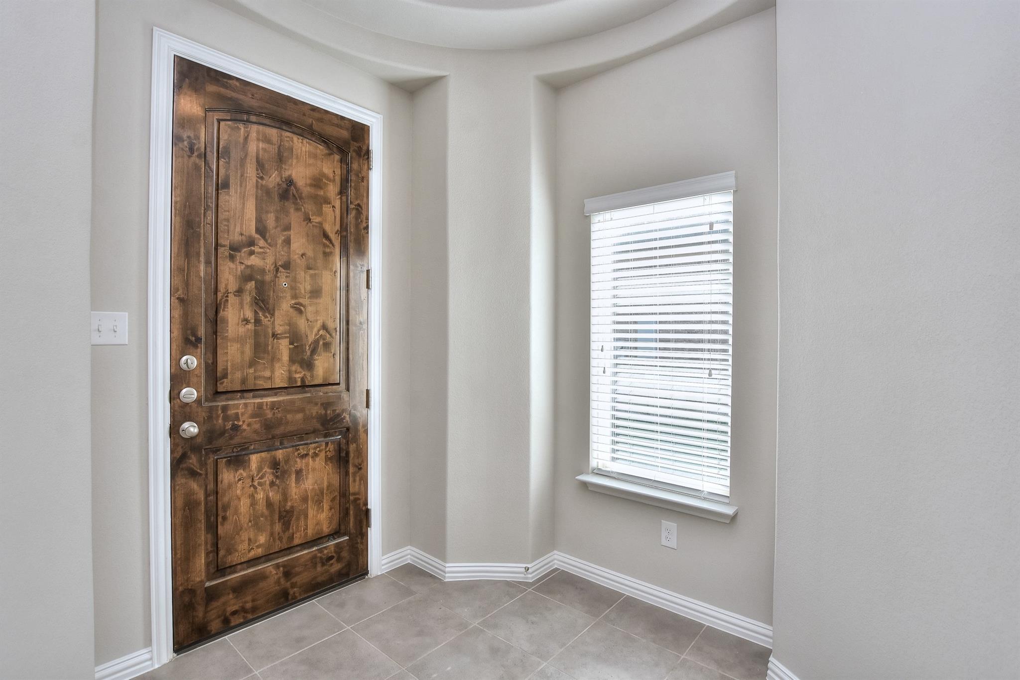 409 Bluehaw Dr, Georgetown, TX 78628