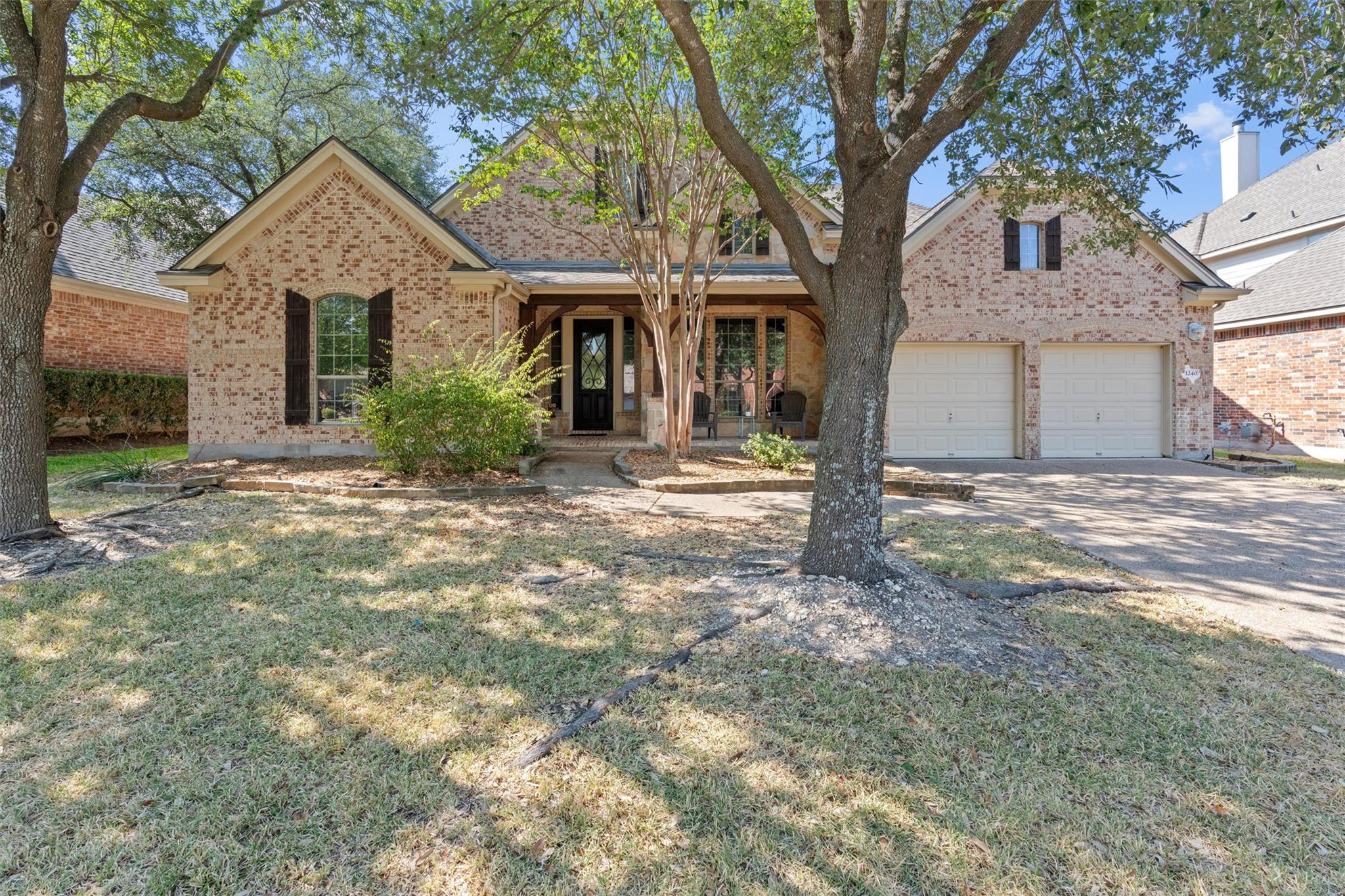 1240 Pine Forest Cir, Round Rock, TX 78665