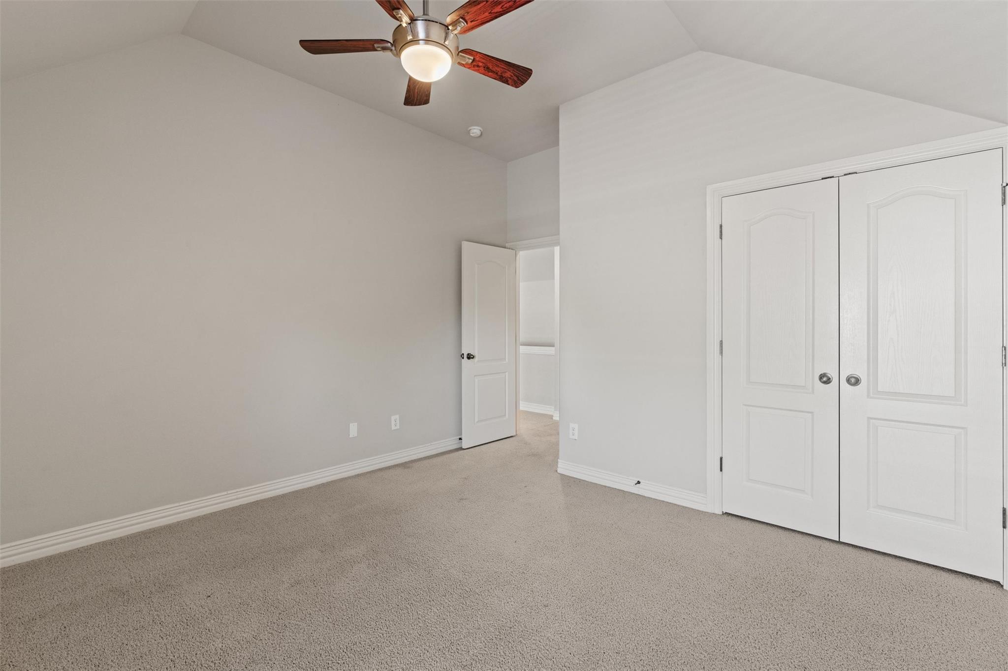 1240 Pine Forest Cir, Round Rock, TX 78665