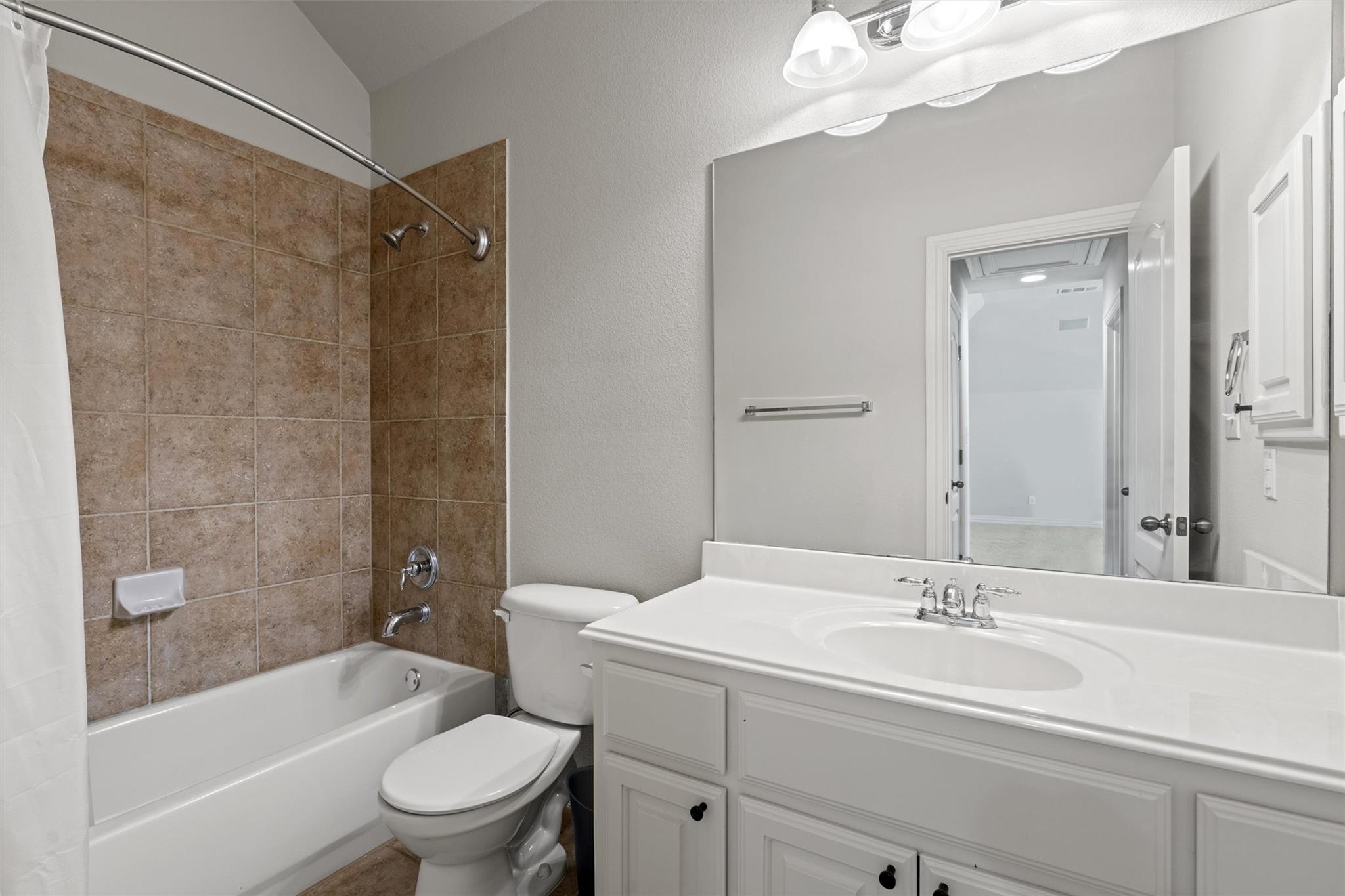 1240 Pine Forest Cir, Round Rock, TX 78665