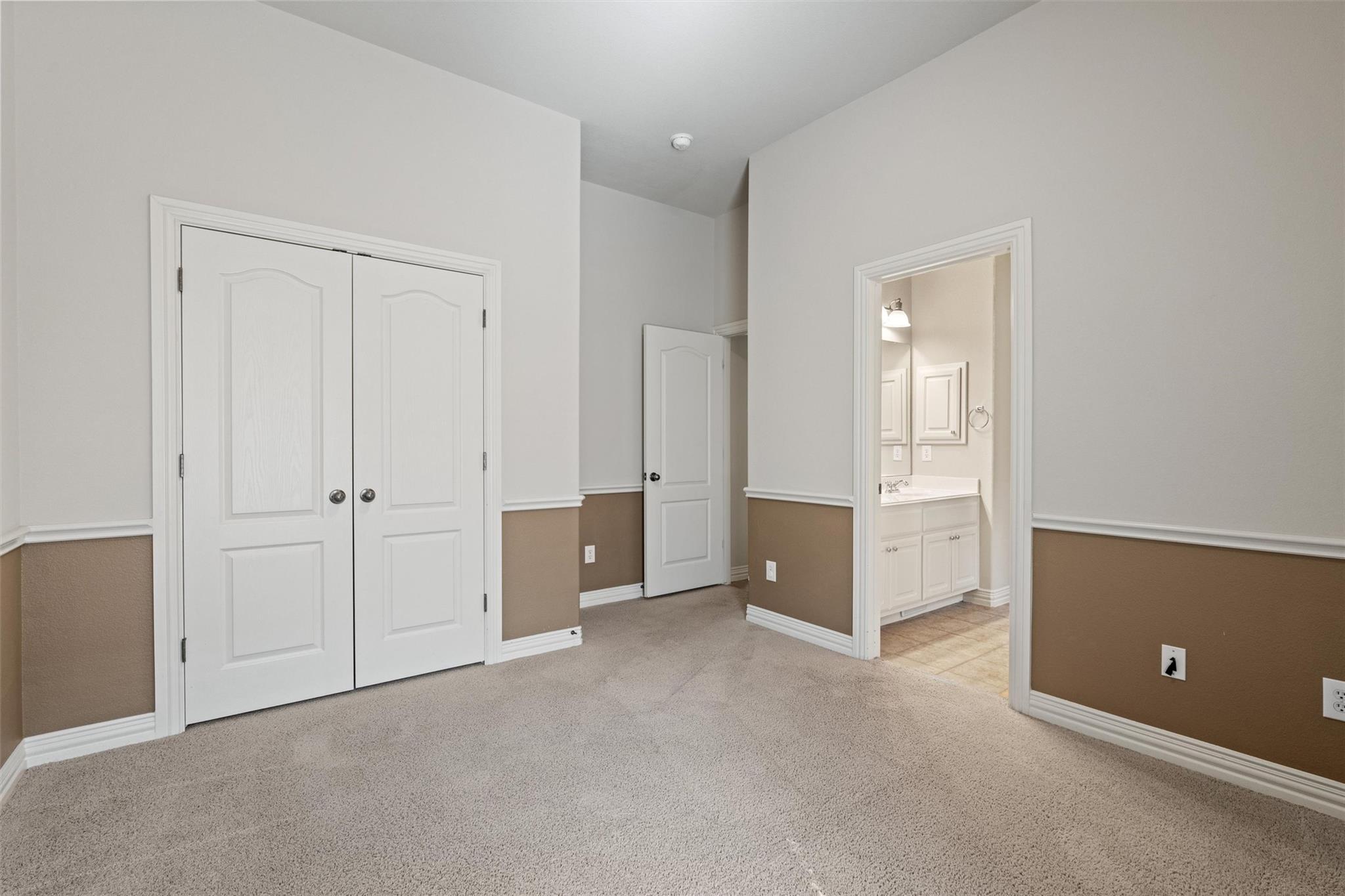 1240 Pine Forest Cir, Round Rock, TX 78665