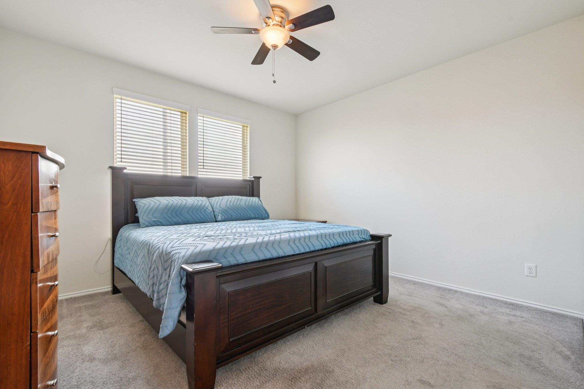 213 Ibis Falls Loop, Jarrell, TX 76537