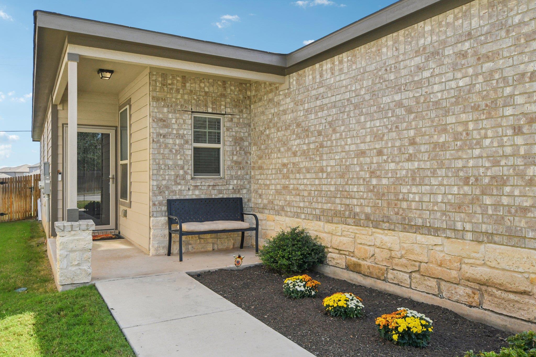 213 Ibis Falls Loop, Jarrell, TX 76537