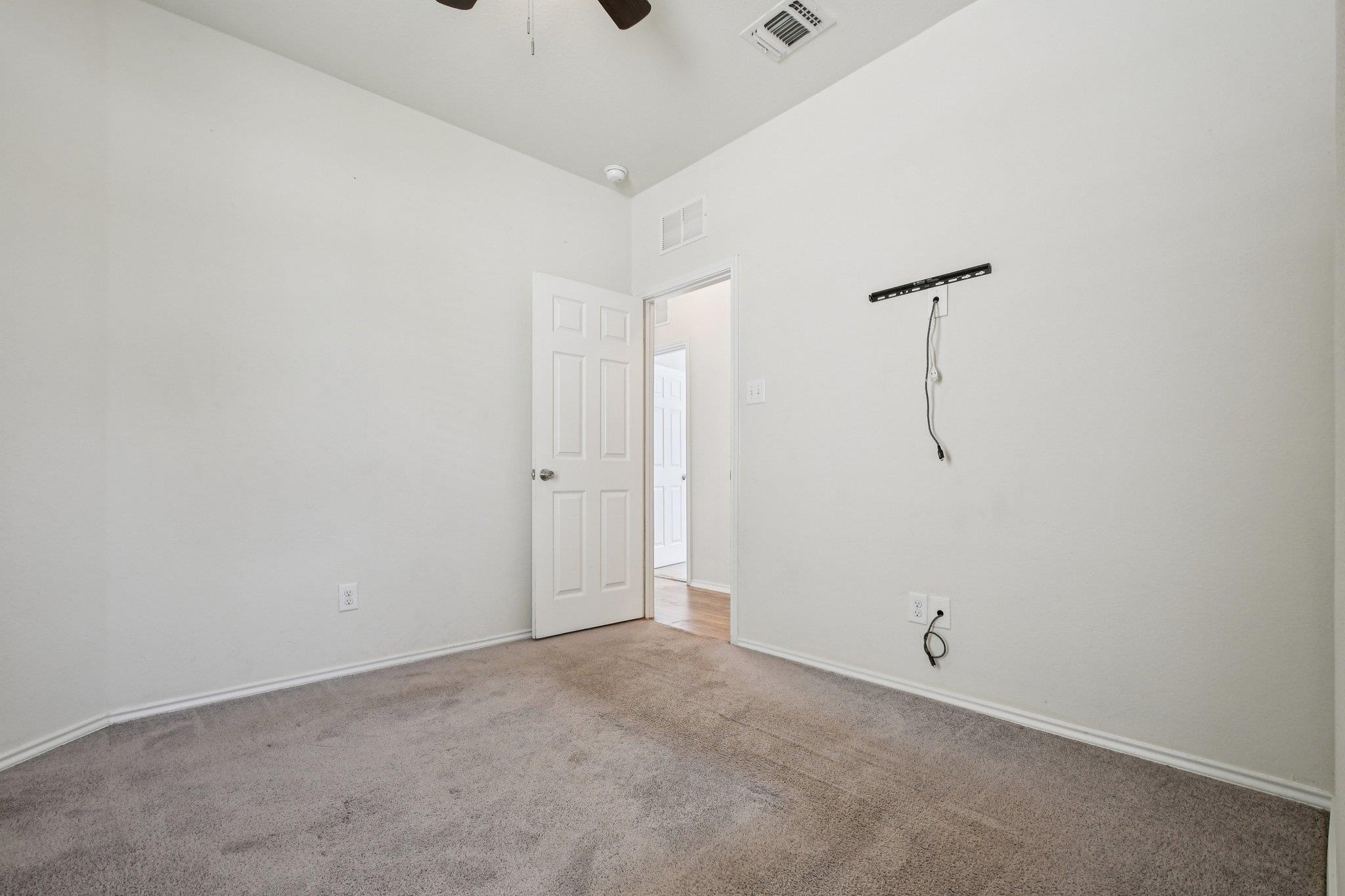 213 Ibis Falls Loop, Jarrell, TX 76537