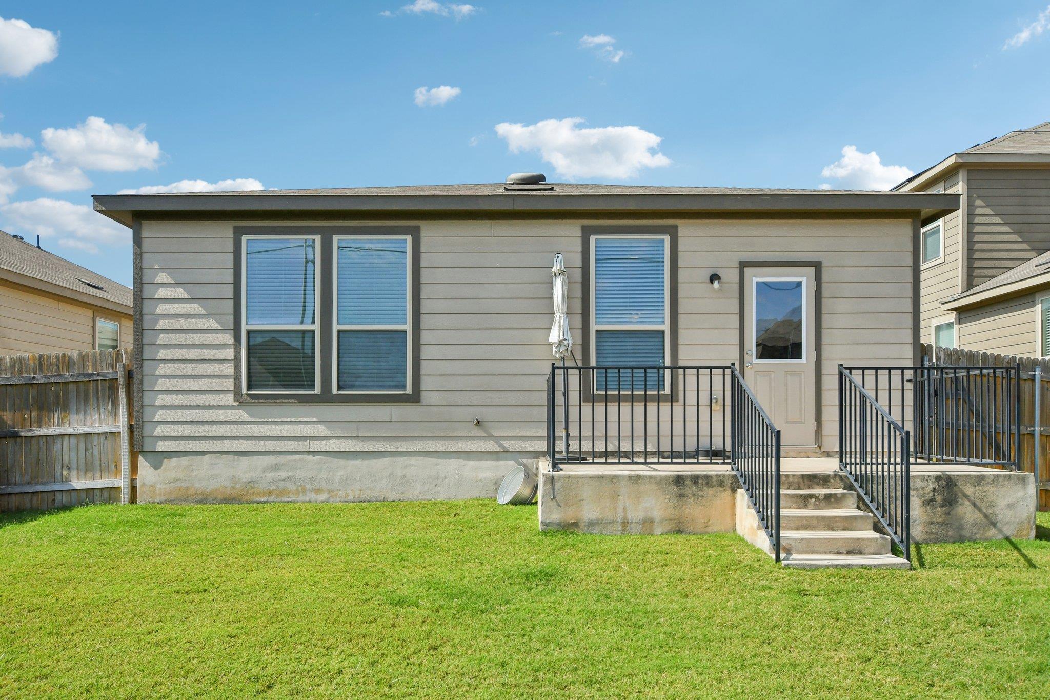 213 Ibis Falls Loop, Jarrell, TX 76537