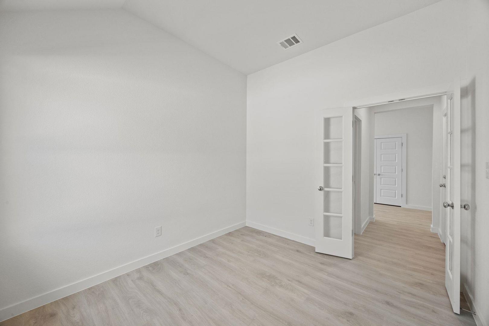 108 Divisadero Dr, Hutto, TX 78634