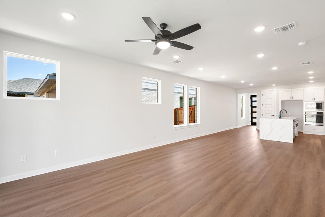 404 Milkwood Terrace, Dripping Springs, TX 78620