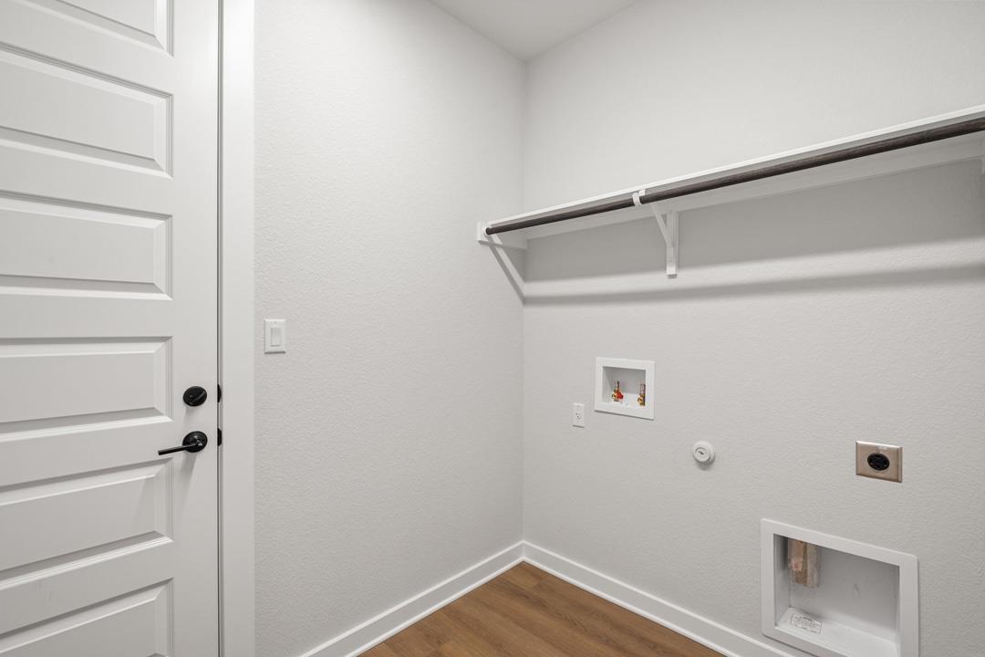 404 Milkwood Terrace, Dripping Springs, TX 78620