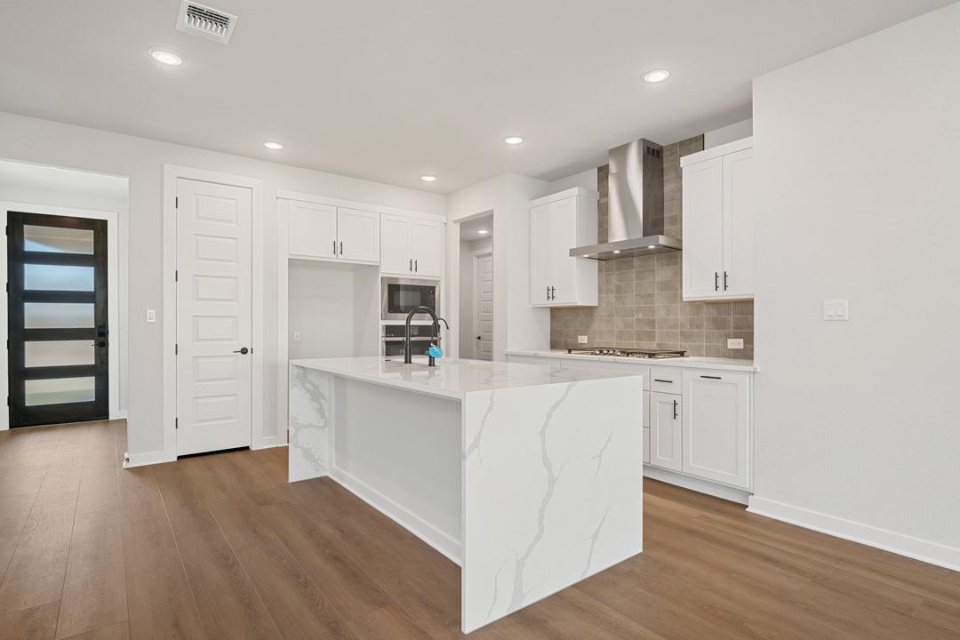 404 Milkwood Terrace, Dripping Springs, TX 78620