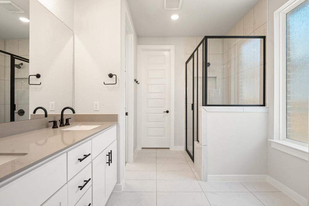 404 Milkwood Terrace, Dripping Springs, TX 78620