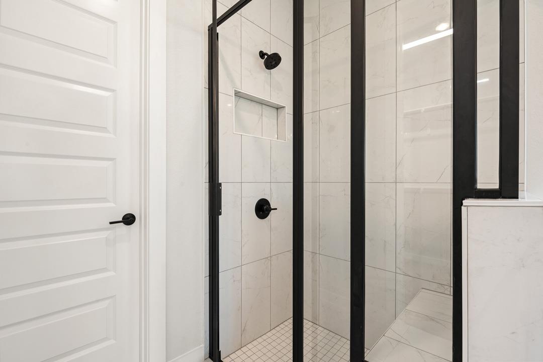 404 Milkwood Terrace, Dripping Springs, TX 78620