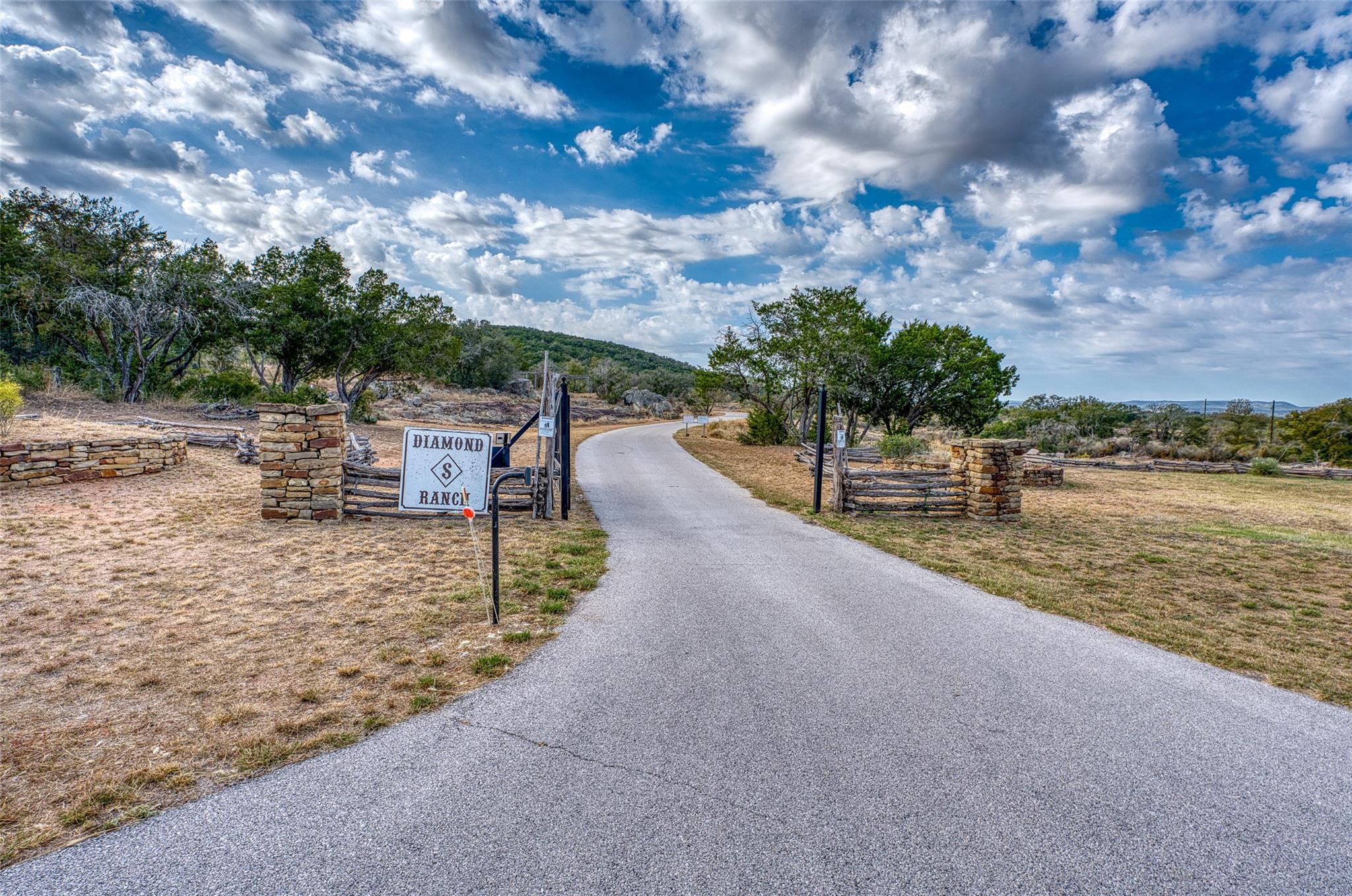 105 Keystone Rdg, Buchanan Dam, TX 78609